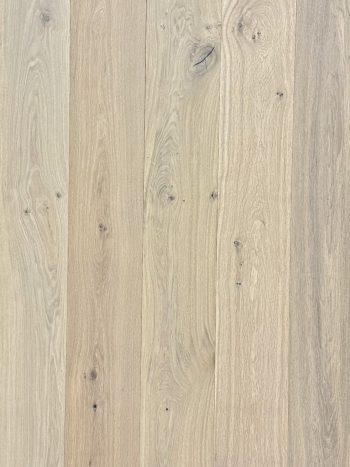 Naples | Wire-brushed European White Oak 1/2" × 7–1/2"